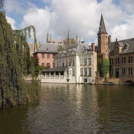 Hotel Duc De Bourgogne 3*