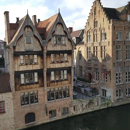 Duc De Bourgogne Hotel