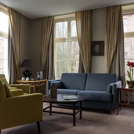 Duc De Bourgogne Hotel 3*