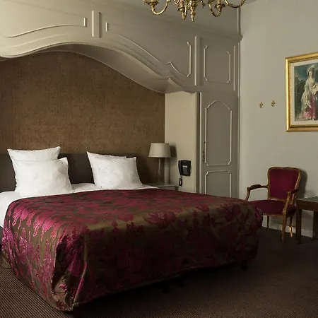 Hotel Duc De Bourgogne 3*