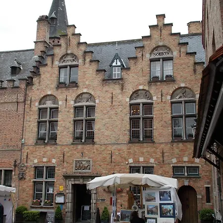 Duc De Bourgogne Hotel